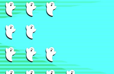 Yeşil renkli yatay çizgiler ve düz arkaplan ve kopyalama alanı üzerinde izole edilmiş beyaz hayaletler kümesi. Cadılar Bayramı süsü rengarenk tonlardır..