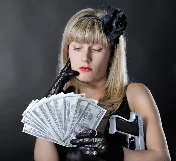 Gangster woman with pistol — Stock Photo, Image