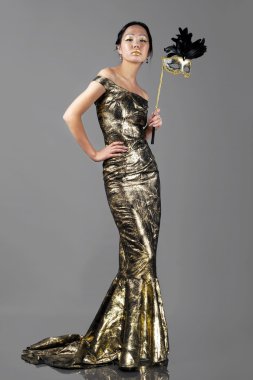 Asyalı kadın karnaval maskesi