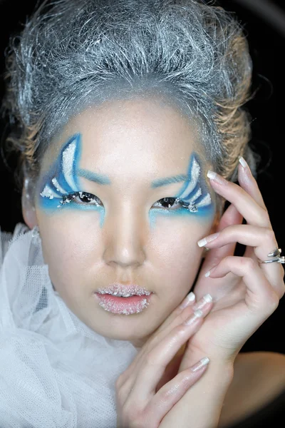 Retrato de mujer con maquillaje — Foto de Stock