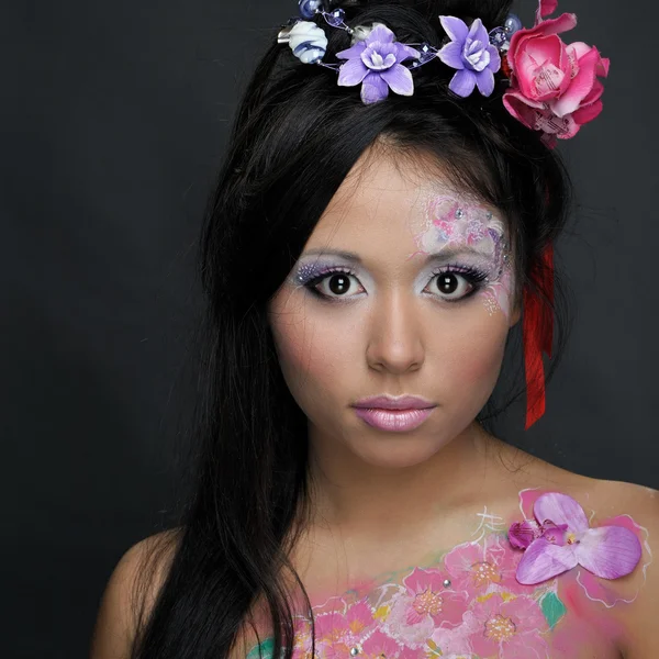 Detailní portrét asijské dívky s make-up — Stock fotografie