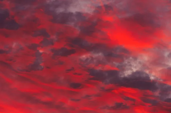Lucht met wolken — Stockfoto