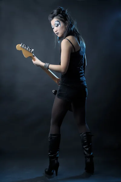 Woman rock with guitar — Stock Photo, Image