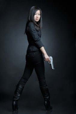 Asyalı kadın kılığında