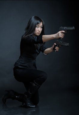 Asyalı kadın kılığında