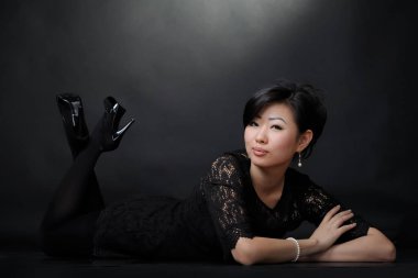 Güzel Asyalı kadın