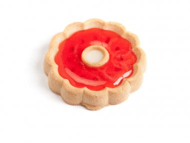 Kırmızı reçelli kurabiye