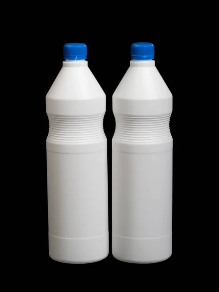 Zwei weiße Plastikflaschen — Stockfoto