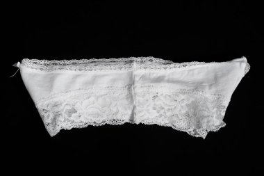 Beyaz dantel külot