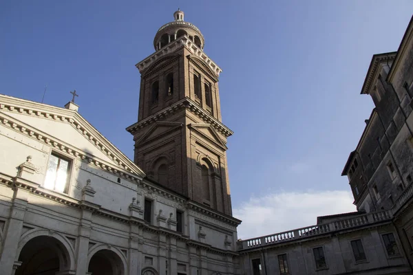 Mantova Şehri Turizm Gezisi Talya Caddesi Kale Tarihi Sarayını Ziyaret — Stok fotoğraf