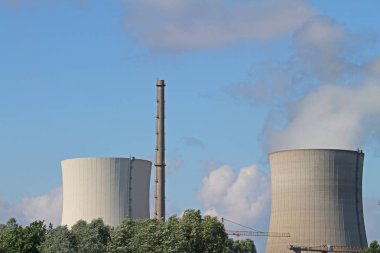 bir nükleer enerji santrali