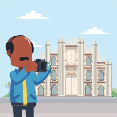 adam tur milan renkli 