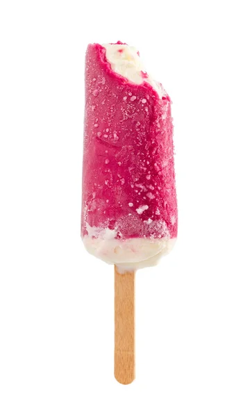 桜釉でスティックにかまれたアイス クリーム — ストック写真