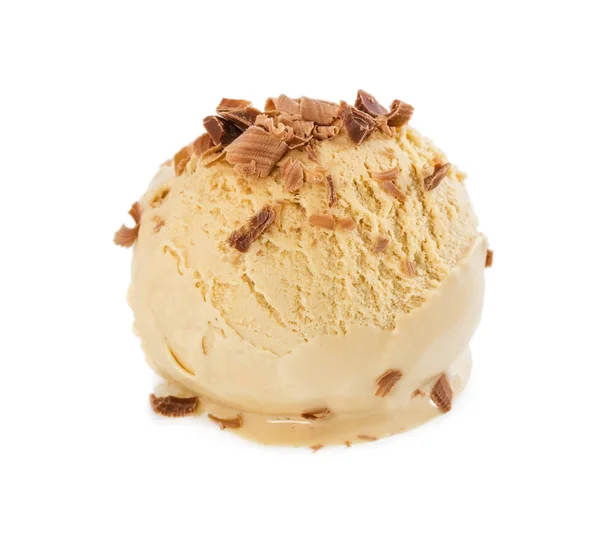 Bola de helado de crema brulee con chispas de chocolate —  Fotos de Stock