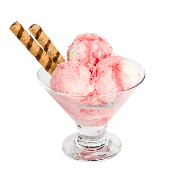 Полуничне морозиво з вафельною паличкою у скляній вазі — стокове фото