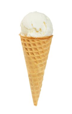 Vanilyalı dondurma waffle koni üzerinde beyaz izole 