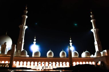 Shaikh büyük Camisi