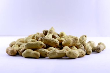 Beyaz bir arka plan üzerinde izole penuts