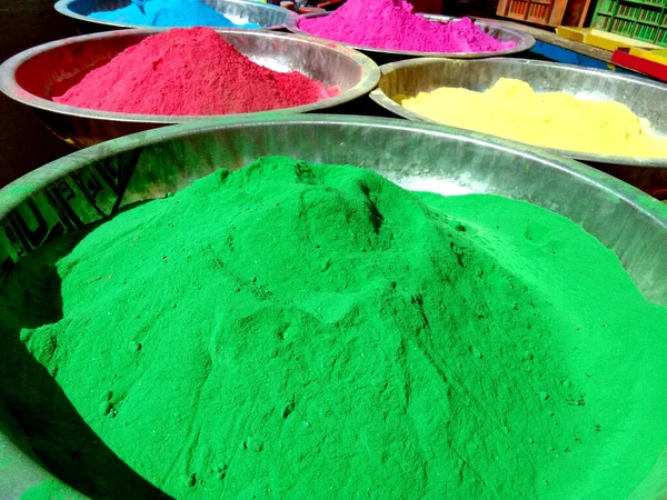 Hindistan Daki Holi Festivalinden Önce Pazarda Satılan Renkli Toz Yığınları — Stok fotoğraf