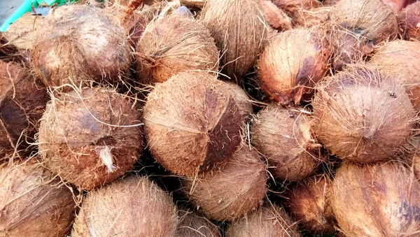 Monte Cocos Maduros Empilhados Juntos — Fotografia de Stock