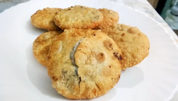 Indische Spezielle Traditionelle Matar Oder Grüne Erbsen Kachori Serviert Mit — Stockfoto