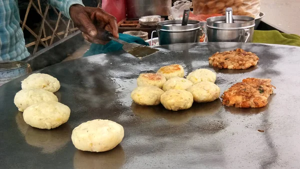Aloo Tikki Gebratene Kartoffelschnitzel Berühmtes Indisches Streetfood — Stockfoto