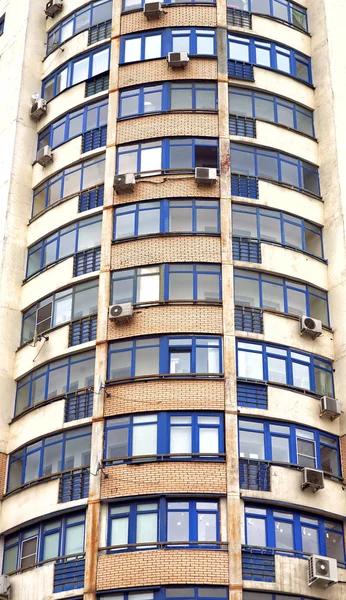 Un edificio residencial — Foto de Stock