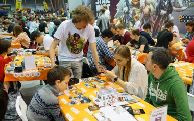 Masa oyunları, insanlar oyuna tutkulu..