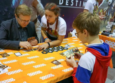 Masa oyunları, insanlar oyuna tutkulu..