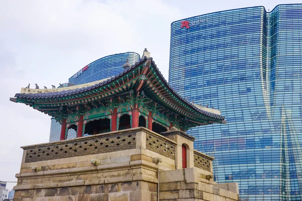 DongShijagak, ancient watchtower, Seoul landmark — стокове фото
