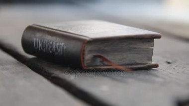 Üniversite fikir - metin ve eski kitap