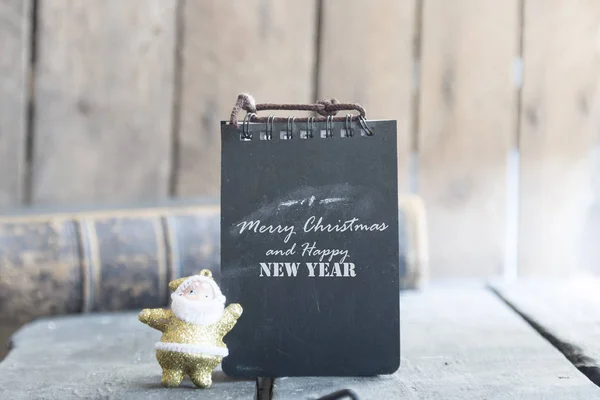 Feliz Navidad y Feliz Año Nuevo tarjeta vintage con Santa . —  Fotos de Stock