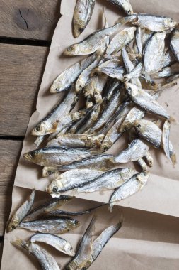 kurutulmuş balık pazarında yemek pişirmek için