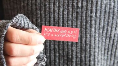 Bir amaç sağlıklı değil. Bu s bir yaşam biçimi. Vejetaryen, spor ve fitness kavramı, etiket ve metin.