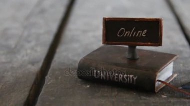 Üniversitesi online derece fikir