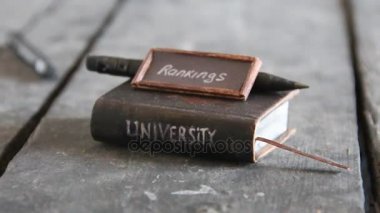 Üniversite sıralaması kavramı, vintage tarzı.