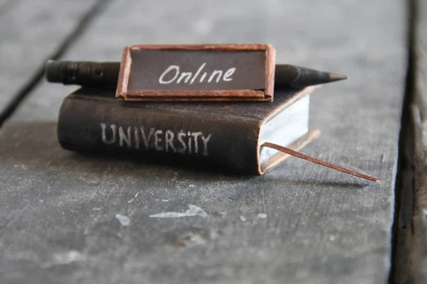 Idee Online-Universitäten — Stockfoto