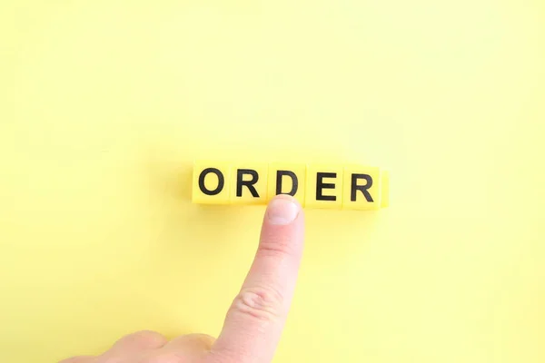 Koncepcja Zamówień Zakupów Online Ręczne Kliknięcie Przycisk Zamówienia — Zdjęcie stockowe
