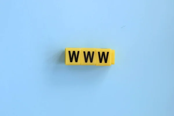Www Concepto Inscripción Cubos Amarillos Sobre Fondo Azul —  Fotos de Stock
