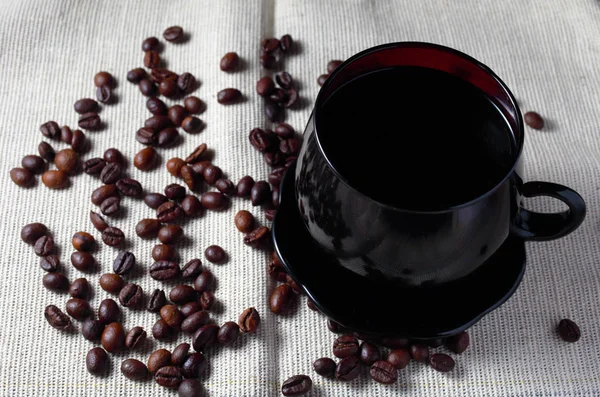 Tasse Café Foncé Sur Fond Toile Jute Avec Des Grains — Photo