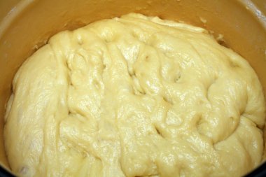 Tavada hamur mayası