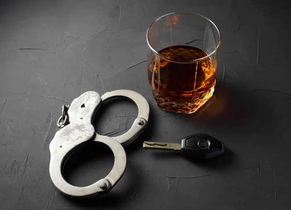 Έννοια Της Ποινικής Ευθύνης Για Οδήγηση Υπό Την Επήρεια Αλκοόλ — Φωτογραφία Αρχείου