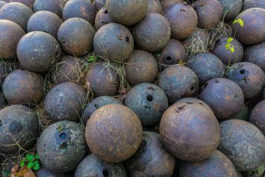 Bombardıman topu kale Yanya Yunanistan üzerinden