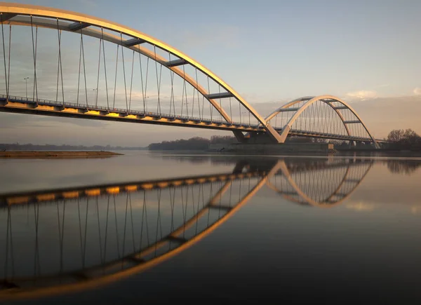 Elizabeth Zawacka Torun Polonya 2013 Vistula Nehri Üzerinde Adlı Brigde — Stok fotoğraf