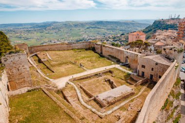 Castello di Lombardia, Enna Sicilya, İtalya