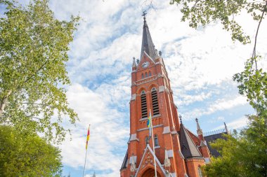 Lulea, İsveç Panorama Şehri, Katedral güneşli gün, mavi gökyüzü