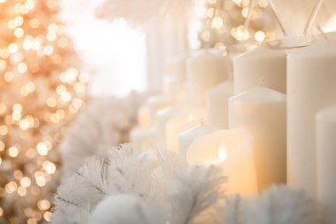 Noel dekoru ışığı, arka plan aydınlatma gece havası, altın rengi.