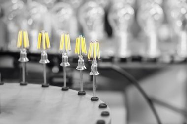 Cam lamba fabrikası için otomatik atölye taşıyıcısı