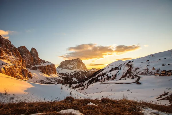 Autunno Dolomiti foto panorama, tramonto Trentino Alto Adige, Italia — Foto Stock