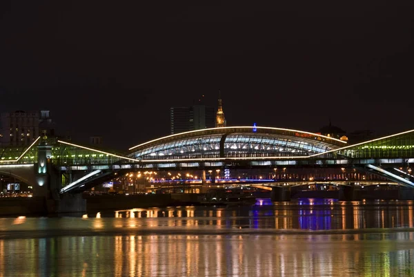 Bogdan Lehistan'a Köprüsü, Moskova